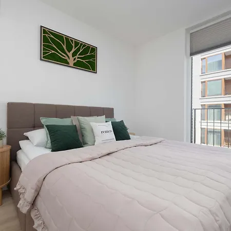 Browary Warszawskie Stylowe Studia Z Balkonami W Centrum By Renters Premium * وارسو