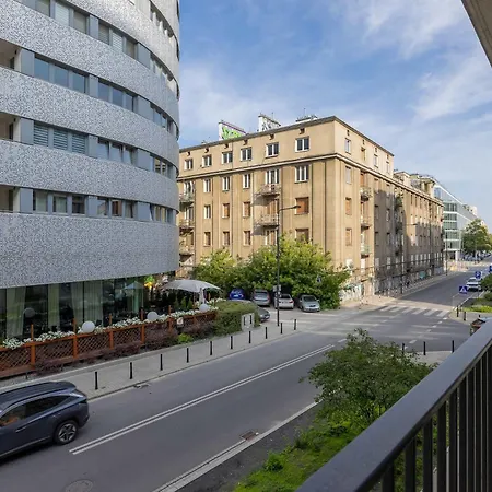 Appartement Browary Warszawskie Stylowe Studia Z Balkonami W Centrum By Renters Premium Warschau